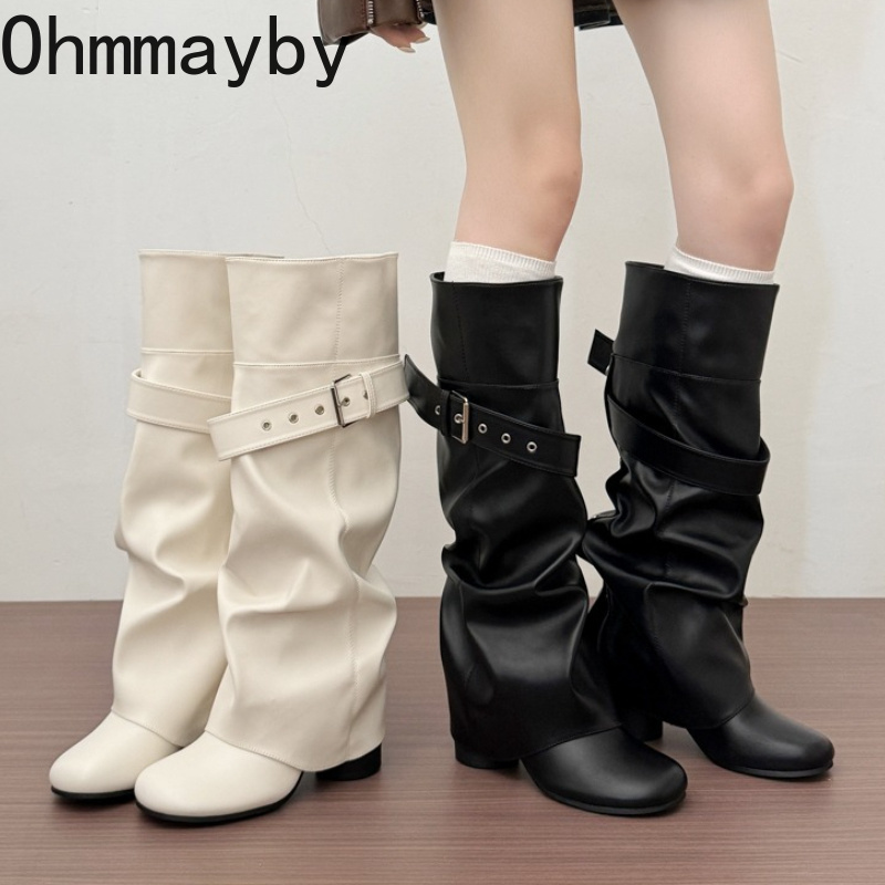 Leather Classic Strap - أحذية نسائية طويلة حتى الركبة بتصميم