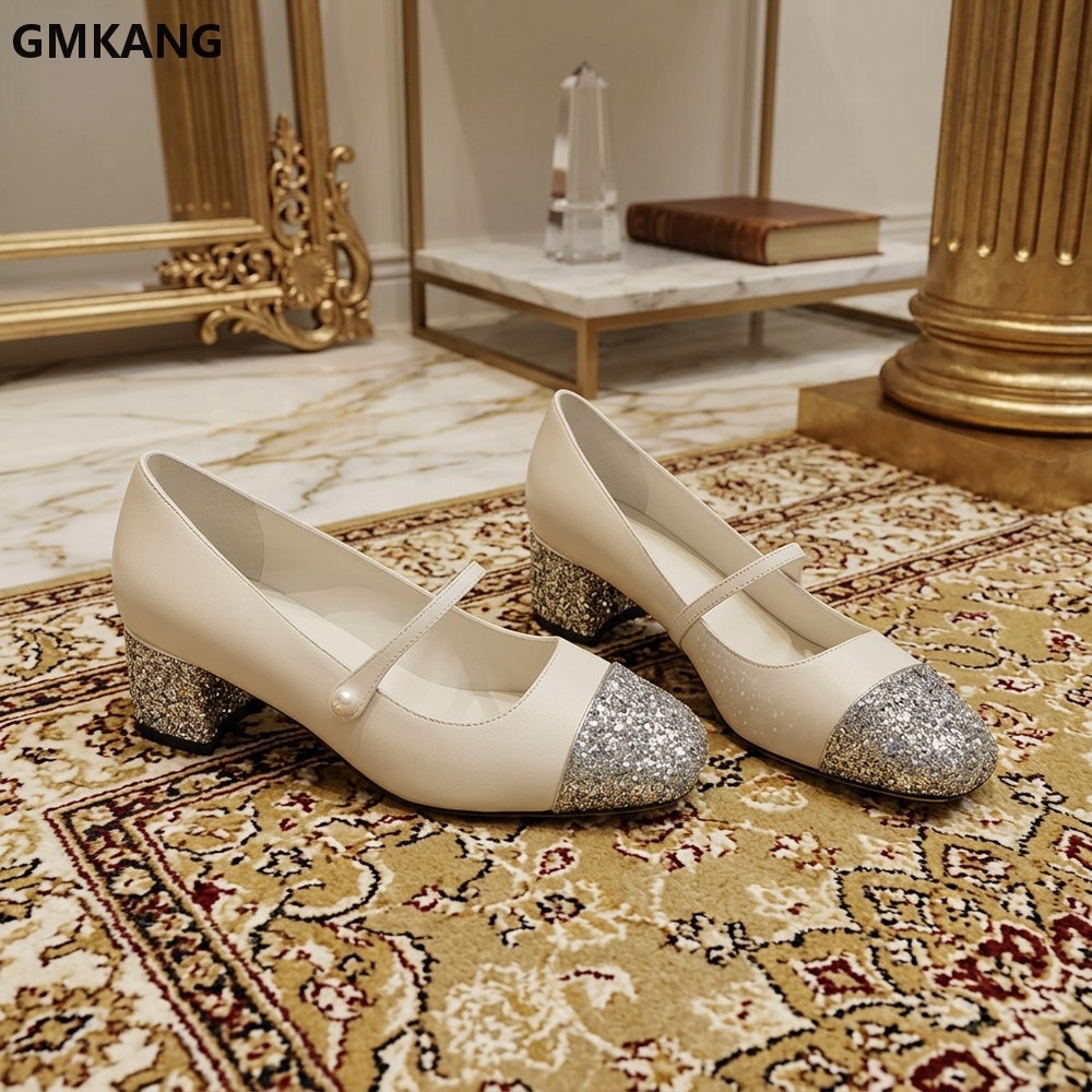 أحذية ماري جين الكلاسيكية للنس - مراجعة Leather Classic Strap وسعره