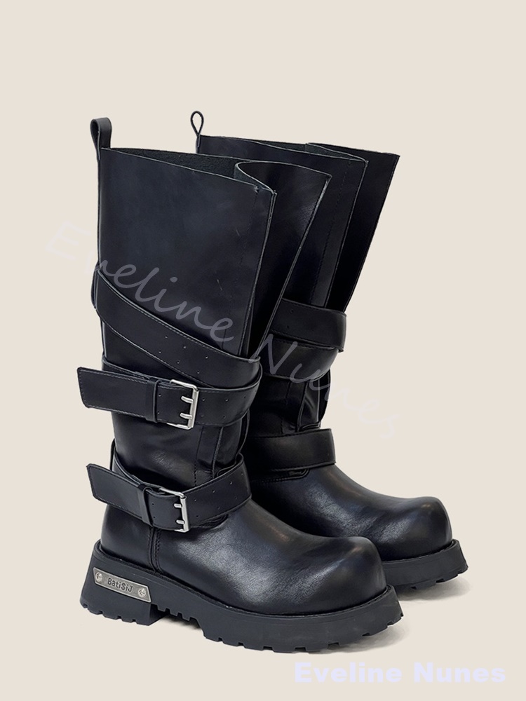 أحذية نسائية طويلة حتى الركبة  - مراجعة Leather Classic Strap وسعره