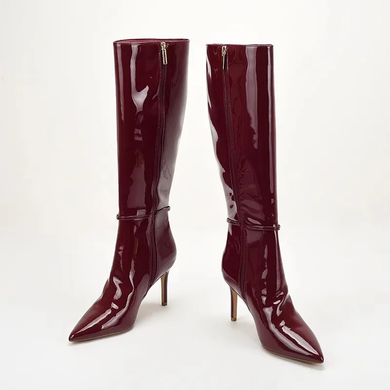 أحذية نسائية طويلة جديدة بكعب  - مراجعة Leather Classic Strap وسعره